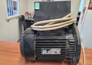 Elektromotor