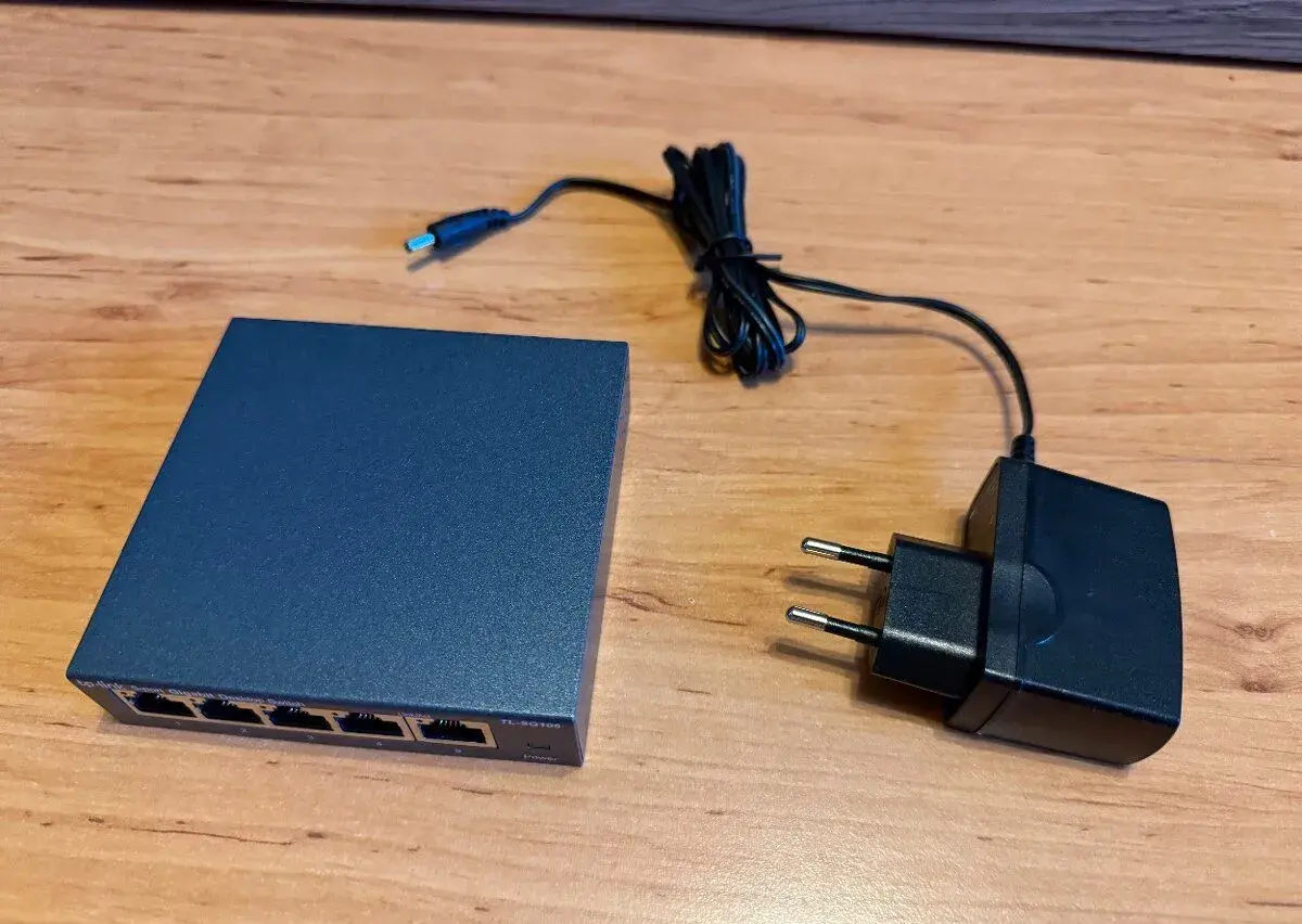 Switch TP-LINK TL-SG105, 5xGLAN, kovový