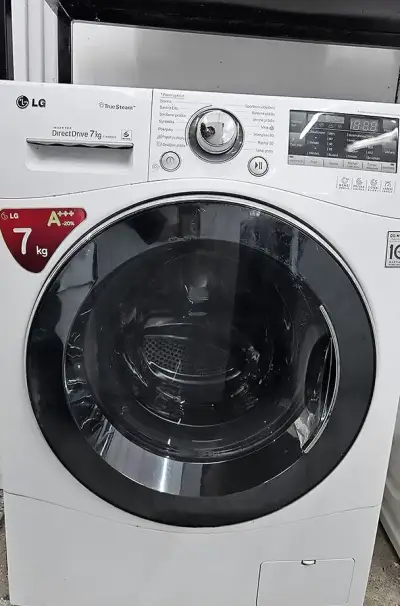 Automatická pračka LG True Steam parní