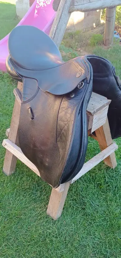Všestranné sedlo Kieffer