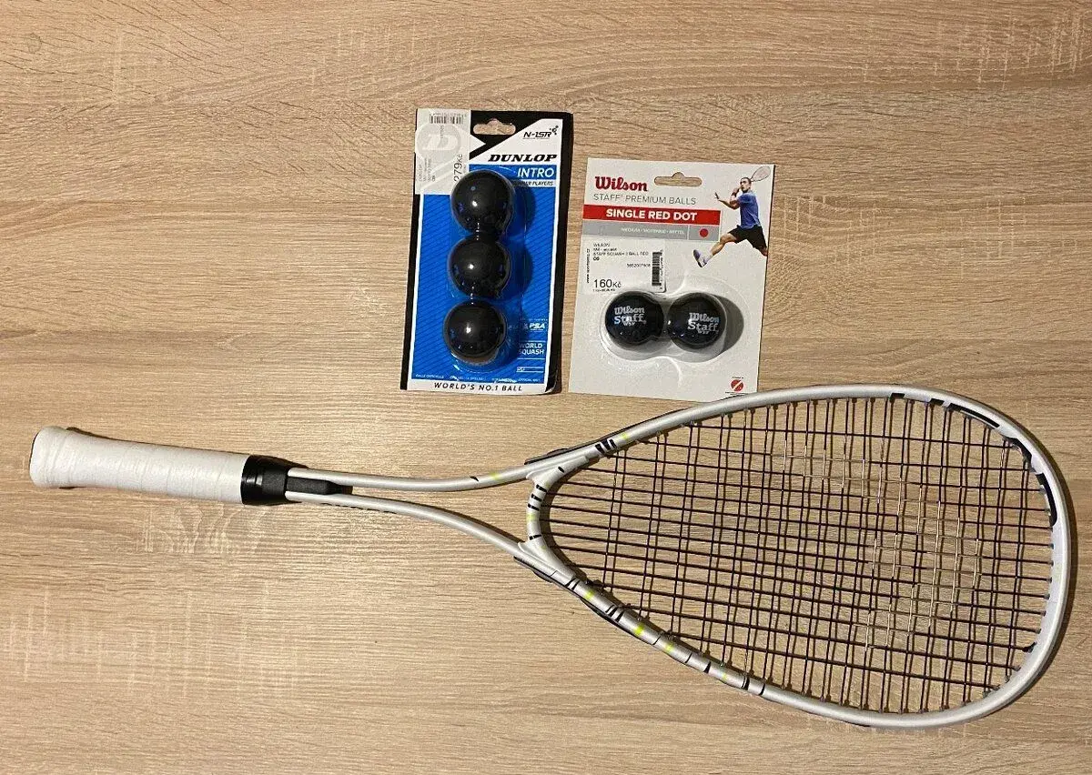 Raketa squash HEAD