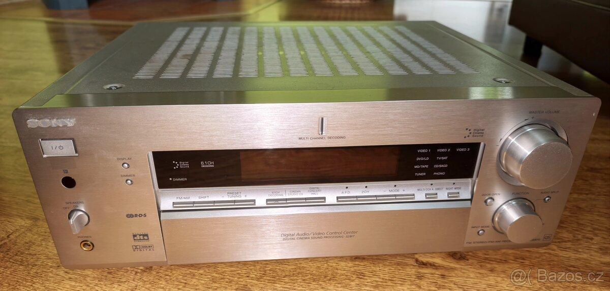 Av receiver SONY STR DB 870 QS silver, velmi pěkný ,čti po