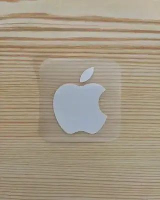 Samolepka Apple