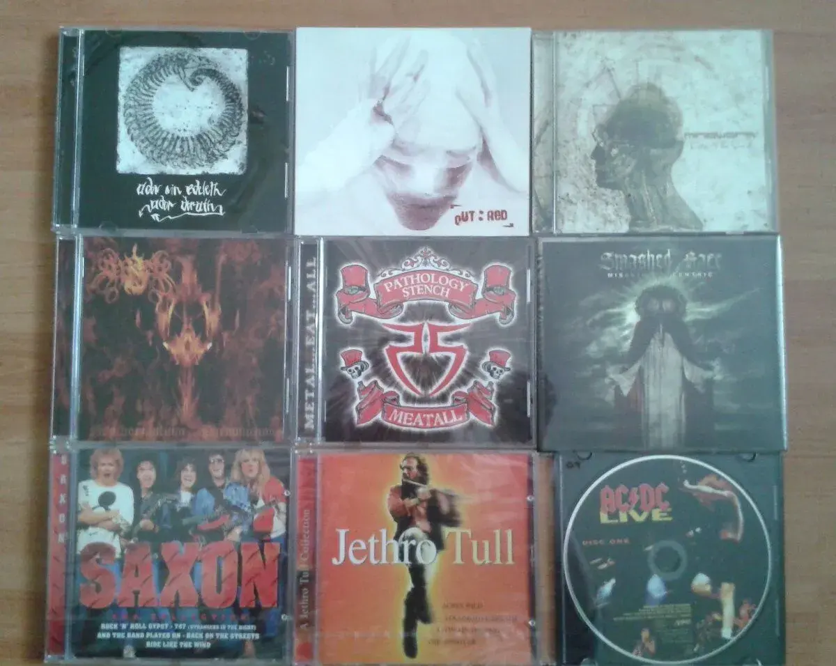 CD - metal, rock, české i zahraniční kapely, od 50 Kč