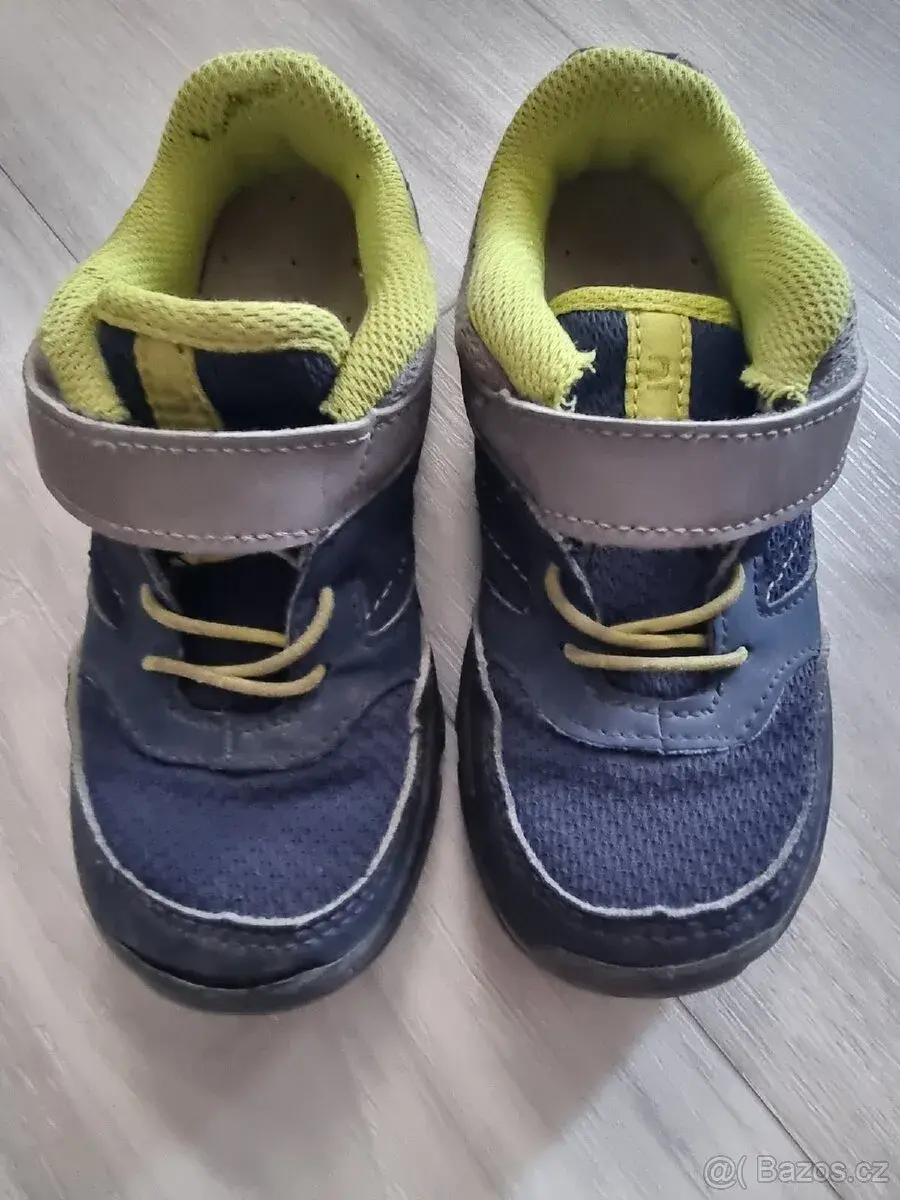 Dětské boty Quechua vel. 27