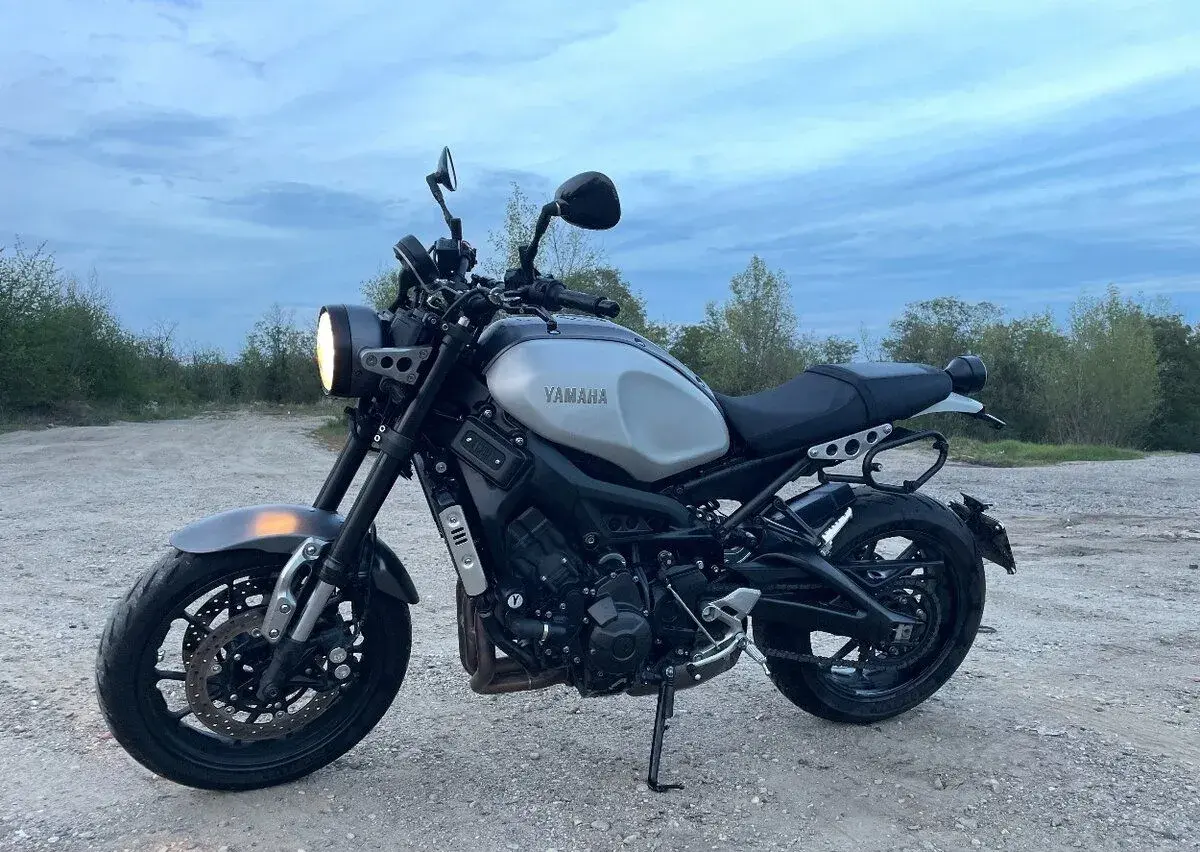 Yamaha XSR900