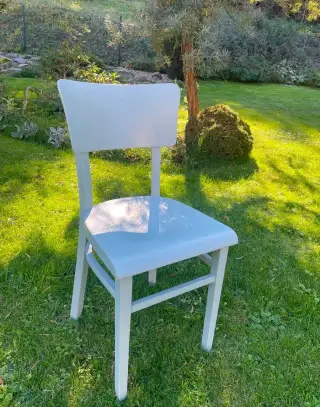 Židle po renovaci