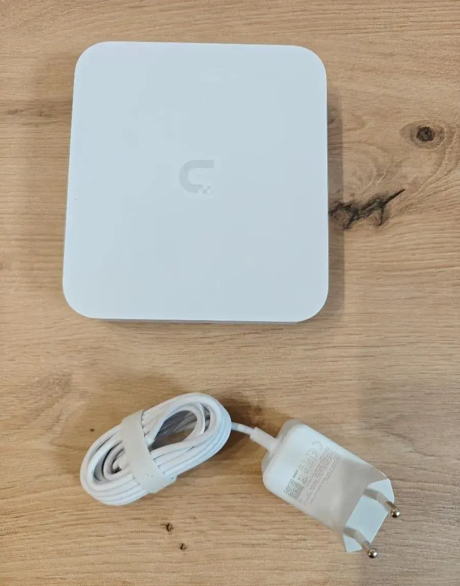 Ubiquiti UniFi Gateway MAX (UXG-Max) – router 2,5 GbE