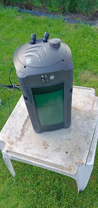 Akvarijní filtr
