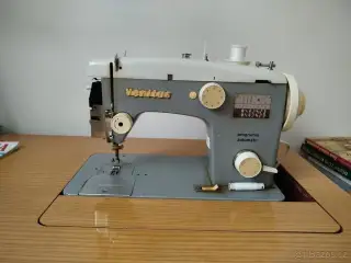 Šicí stroj Veritas