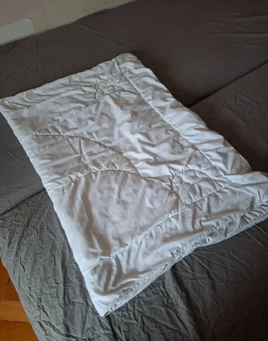 přikrývka do dětské postýlky + povlečení