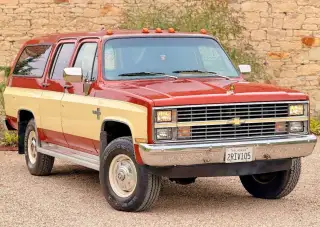 Chevrolet Suburban – 1983