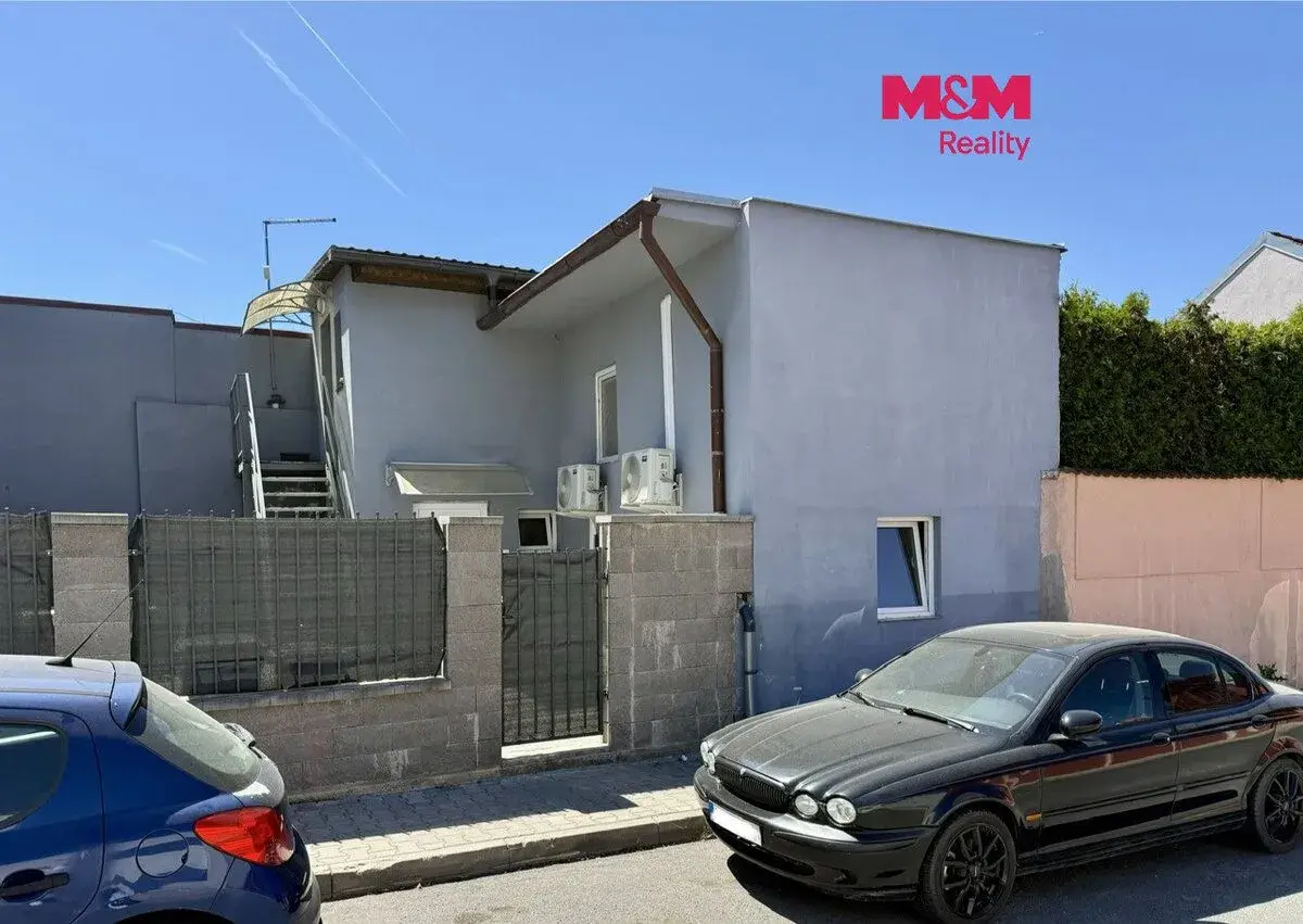 Pronájem bytu 1+kk, 22 m², Kladno, ul. Kozinova
