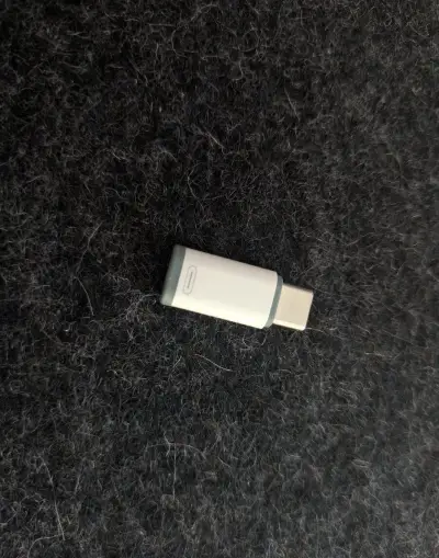 Adaptér Lightning -> USB-C