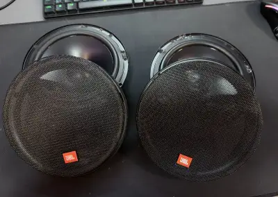 JBL Stage2 604C – 2× 165mm reproduktor + mřížky