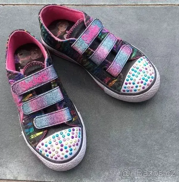 Tenisky Skechers, blikající při chůzi [snížená cena]