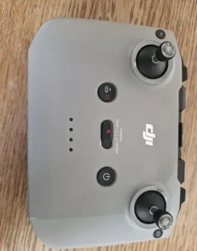 Ovladač DJI RC-N1