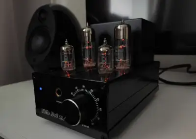 Zesilovač pro sluchátka Little Dot MK II