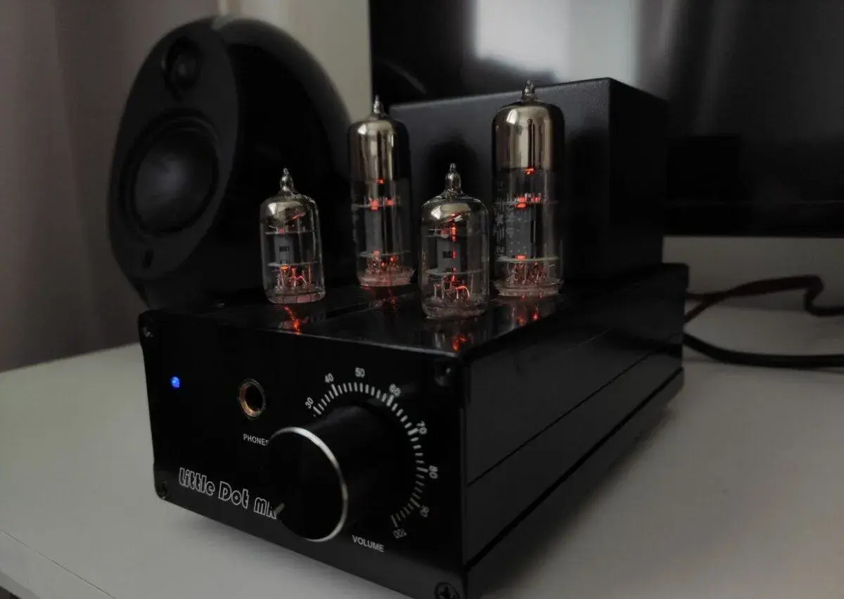 Zesilovač pro sluchátka Little Dot MK II