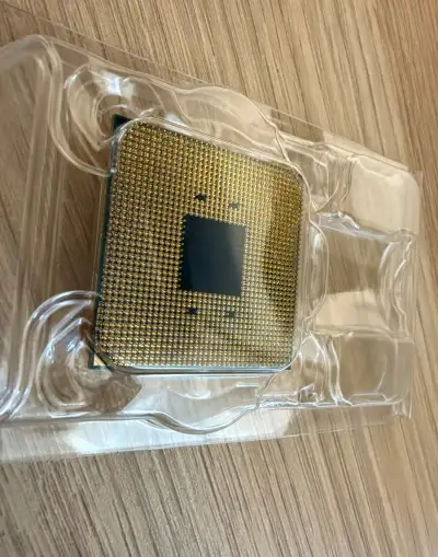 Procesor AMD Ryzen 5 3600 – 6 jader / 12 vláken, plně funkčn