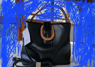 NOVÁ KABELKA S VISAČKOU