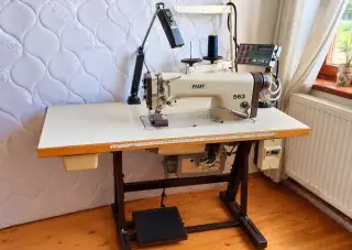 Průmyslový šicí stroj PFAFF 563 – plně funkční, komplet