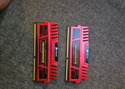 RAM Corsair Vengeance Pro Red 8GB (2x4GB) DDR3 2133MHz CL11