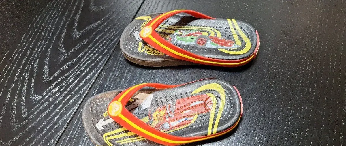 Žabky Crocs vel.24-26, C8-9 Lightning McQueen