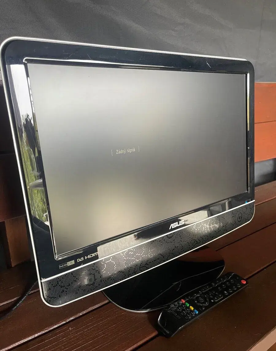 Monitor ASUS 22T1E 21,5” s reproduktorem FullHD