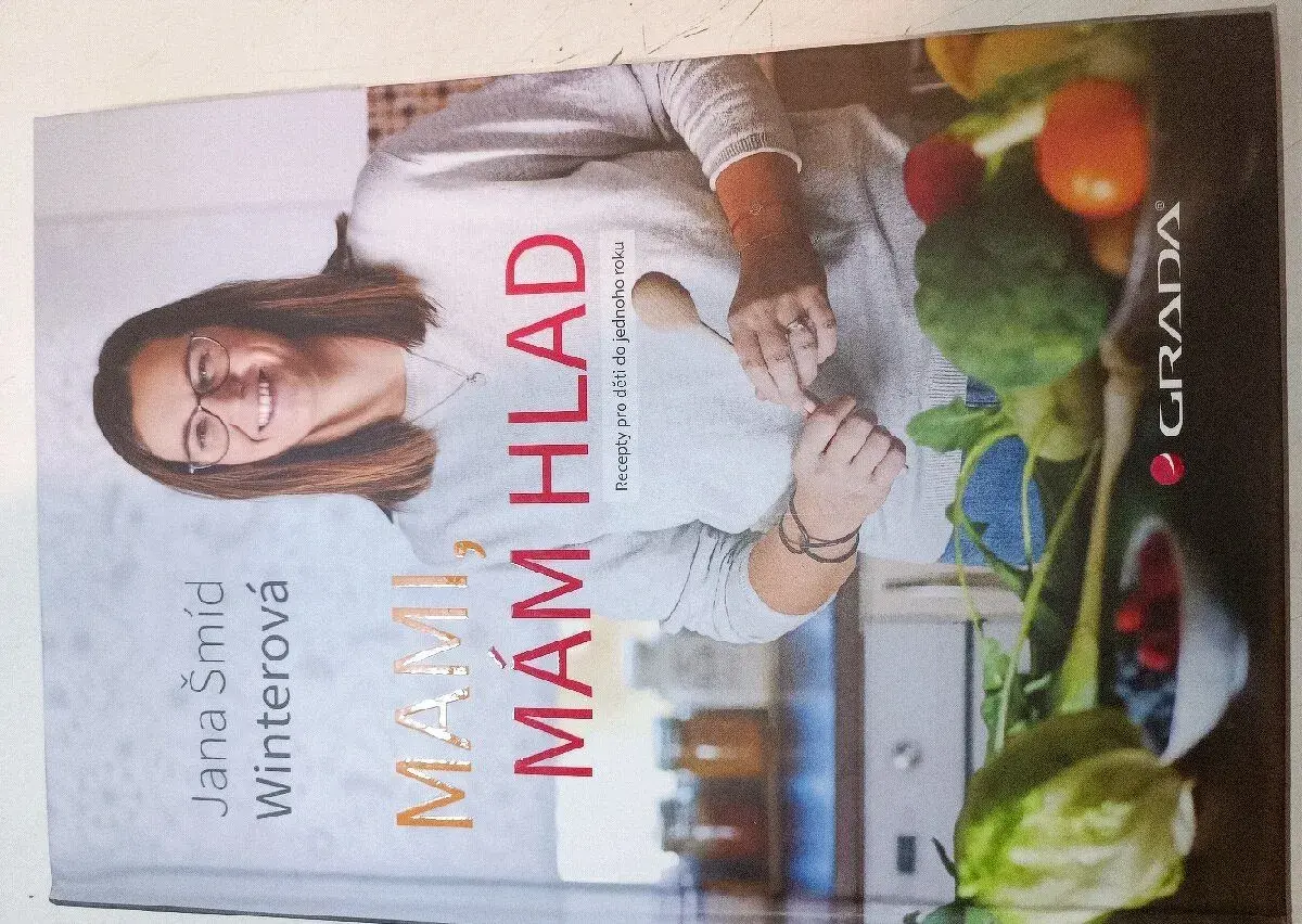 Kniha Mami, K dispozici: hlad