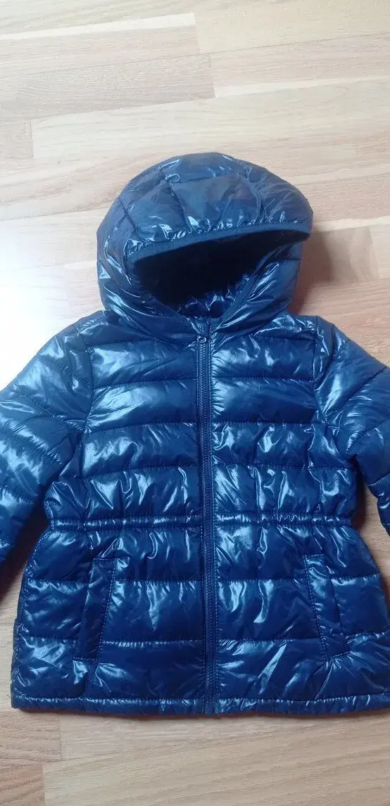 Benetton tmavě modrá bunda vel. 98