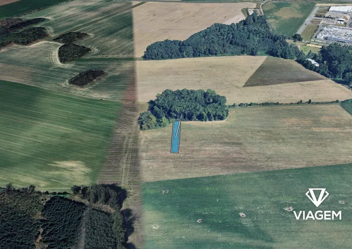 Pole 1 482 m², Podíl 33 % o výměře 494 m²