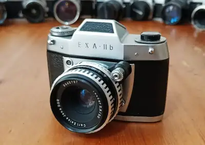 EXA II b (Tessar 2,8/50 Carl Zeiss Jena DDR) - 1959