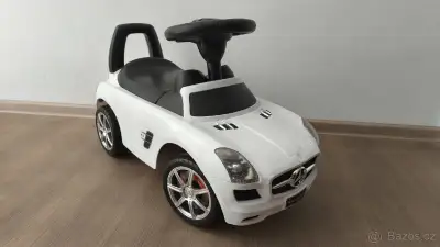 Dětské odrážedlo Mercedes