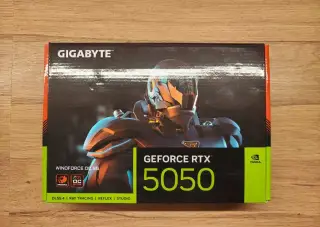 Gigabyte GeForce RTX 5050 WINDFORCE OC 8GB – téměř NOVÁ