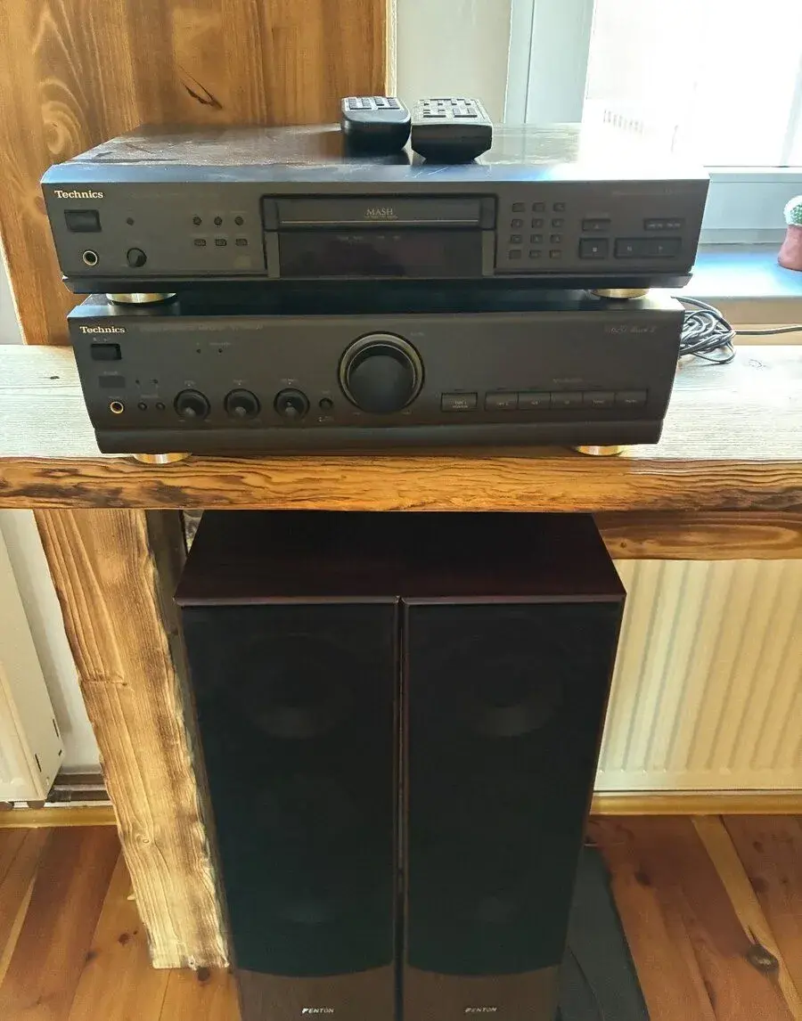 Technics,zesilovac a CD