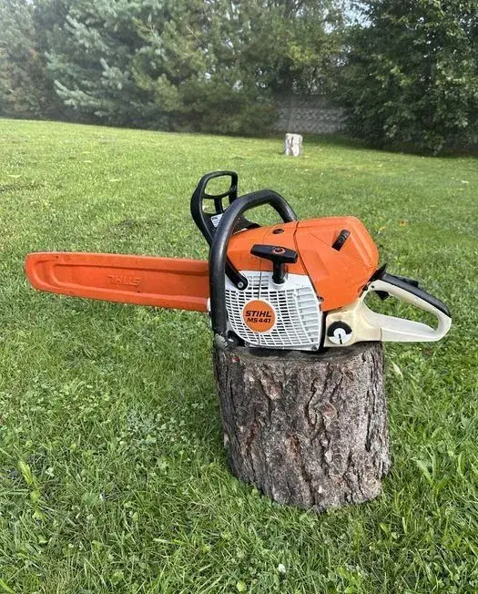 Motorová pila stihl ms441