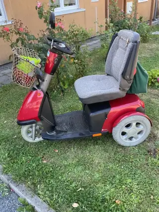 elektrický vozík Booster Trophy 6