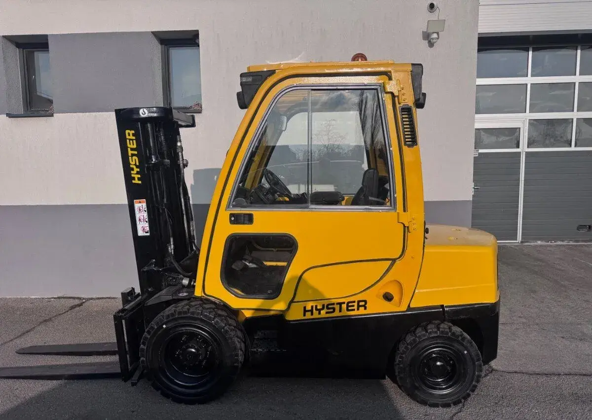 Vysokozdvižný vozík diesel 3t Hyster triplex 4m