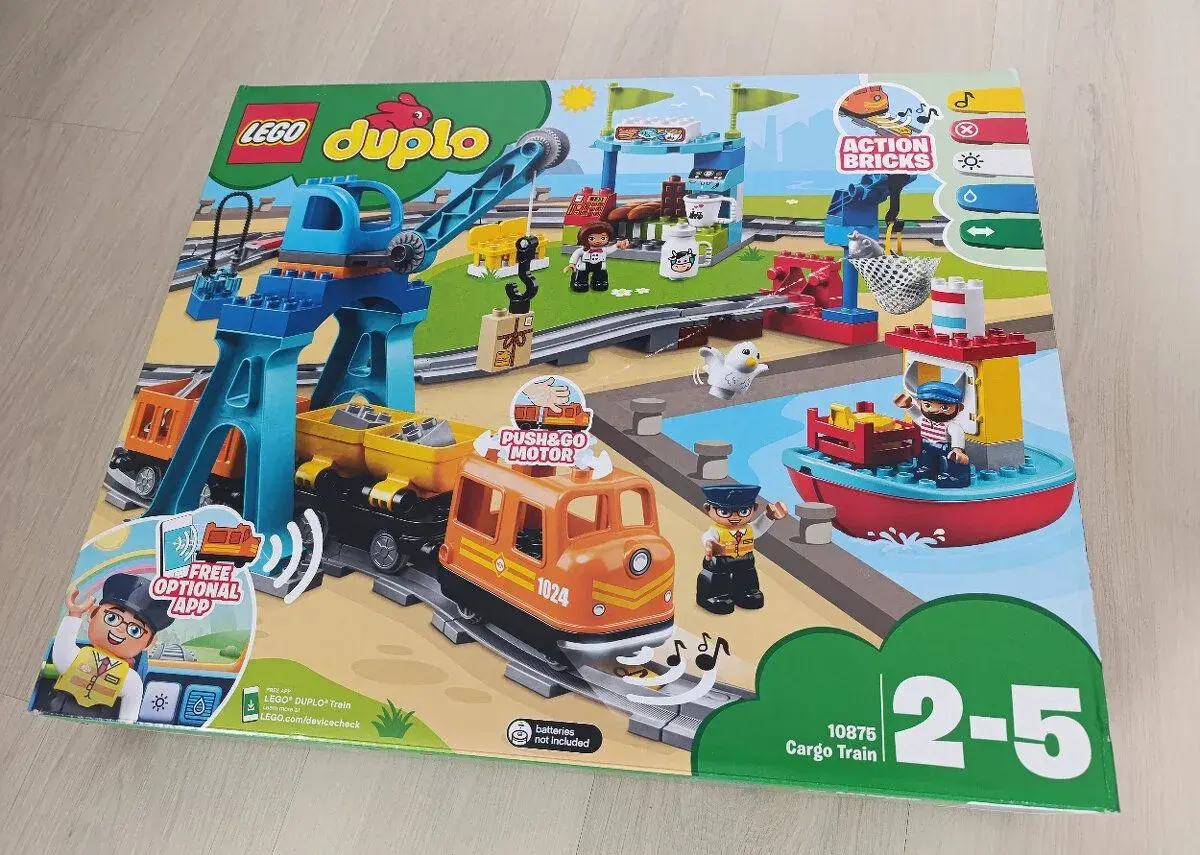 LEGO DUPLO 10875 Nákladní vlak