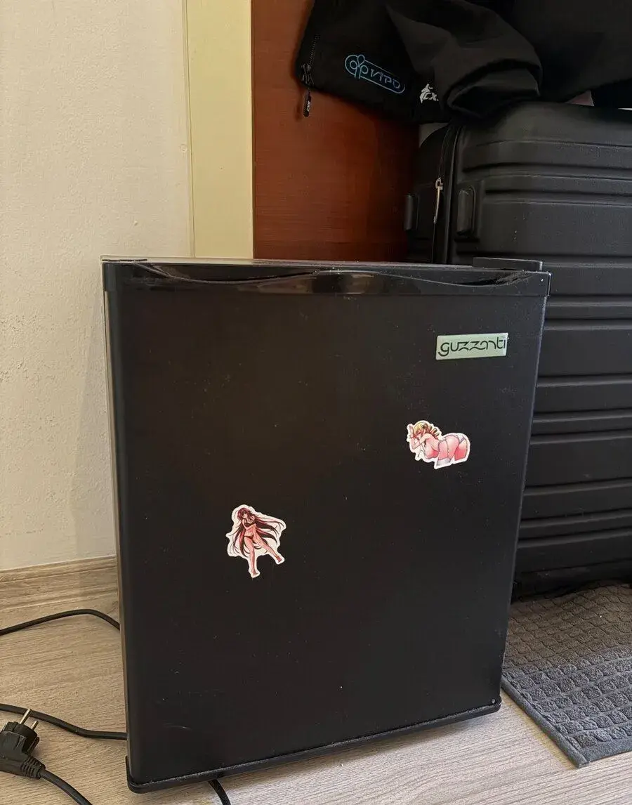 Guzzanti GZ 28 mini lednice, minibar