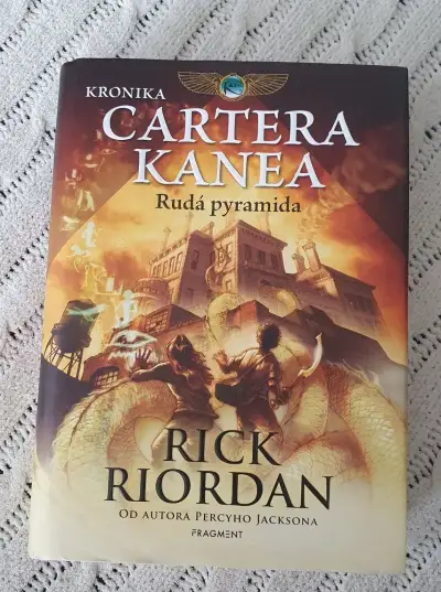 Kniha Kronika Cartera Kanea, Rick Riordan