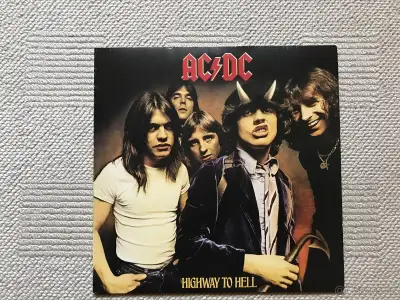 AC/DC-Osobní odběr Praha nebo Zásilkovna