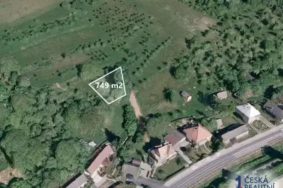 Zahrada 749 m²