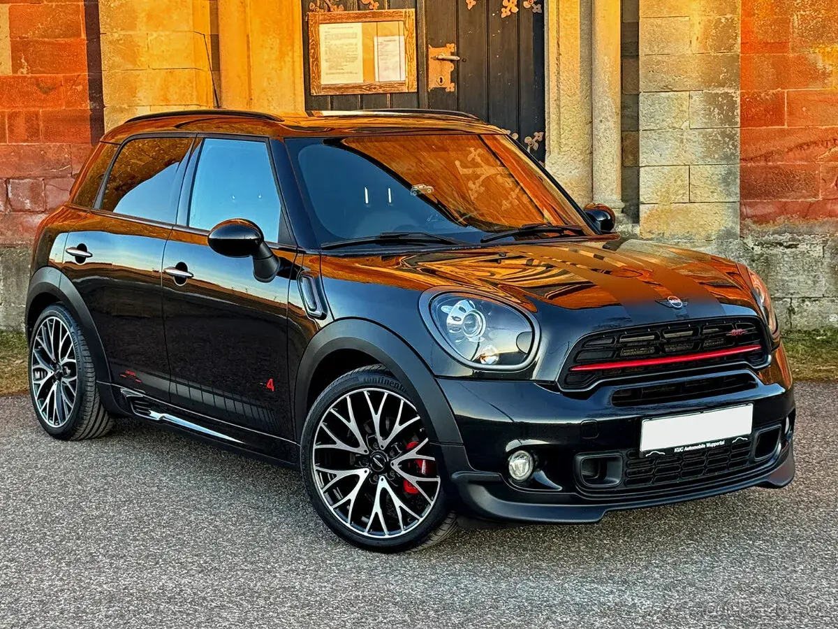 Mini COUNTRYMAN – 2015, 190 000 km