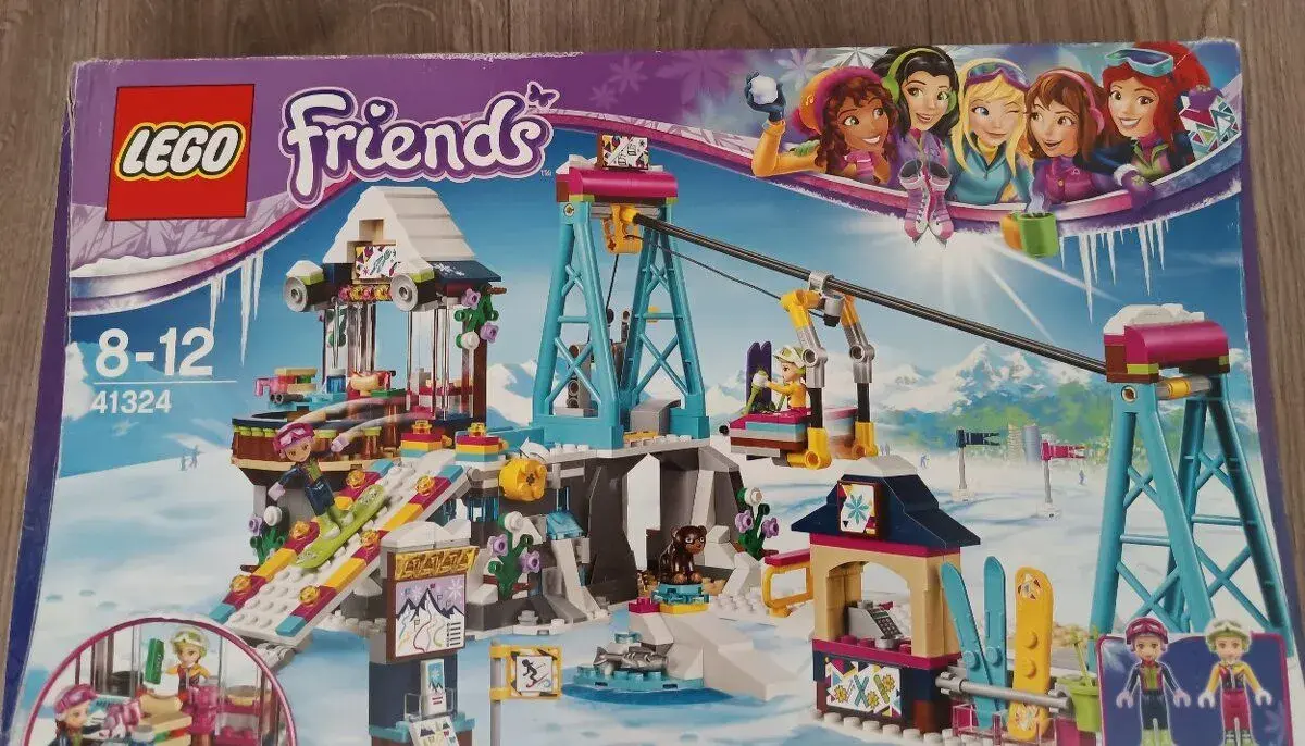 Lego friends Lyžařský vlek v zimním středisku 41324