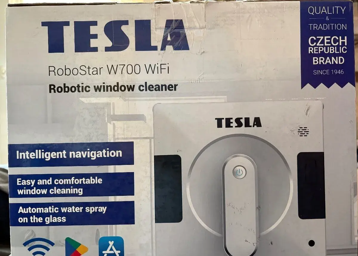 Robotický čistič oken TESLA RoboStar W700 WiFi (jako nový, 1