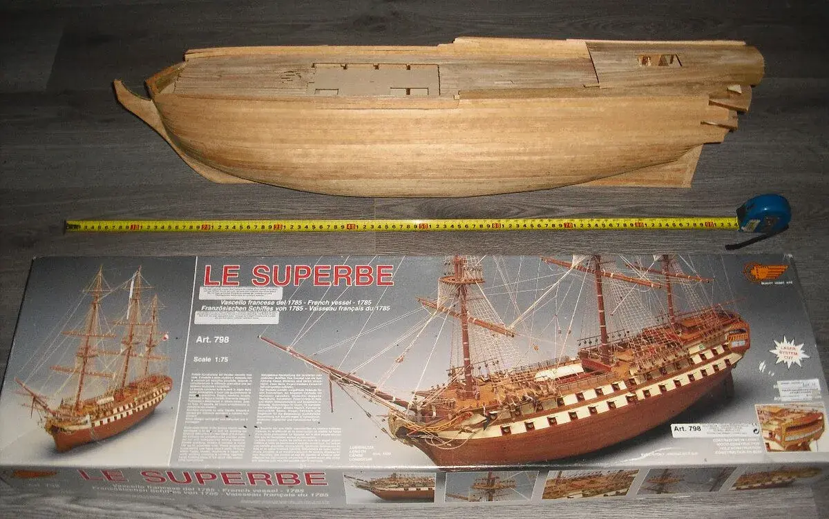Mantua Model Le Superbe 1:75