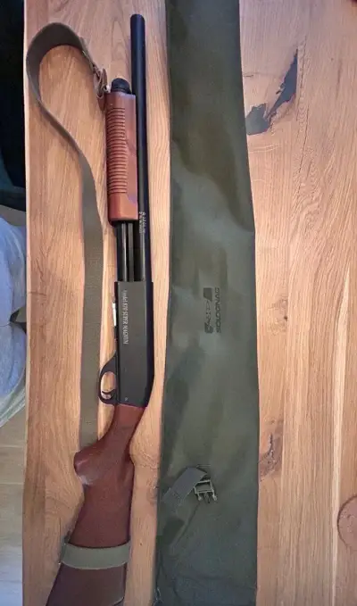 Airsoft manuální brokovnice