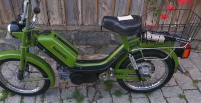Babeta 210, původní stav, kartička, nářadí